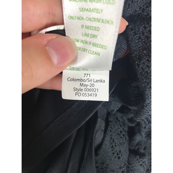 Lilly Pulitzer Jasleen Mini Black Wrap Lace Romper Dress Shorts Womens XS Resort - Picture 13 of 16